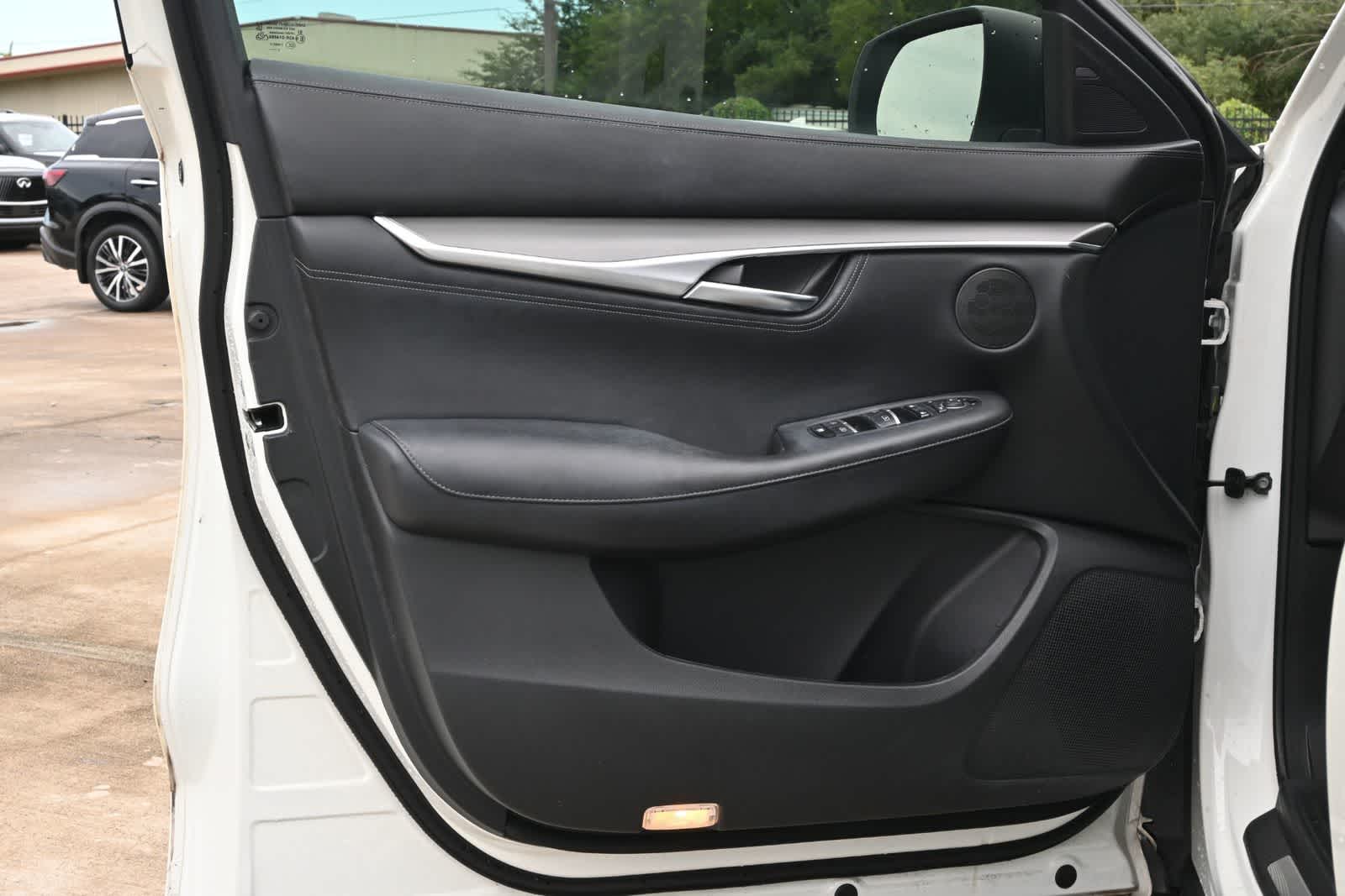 2023 INFINITI QX55 LUXE