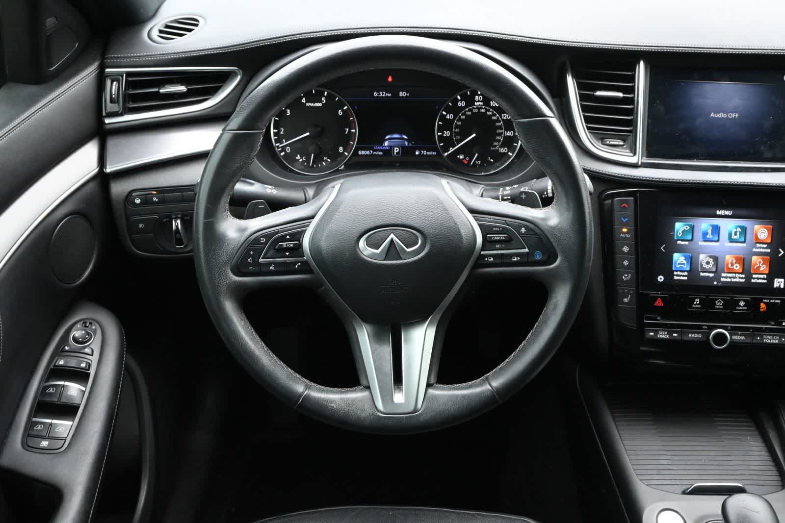 2023 INFINITI QX55 LUXE