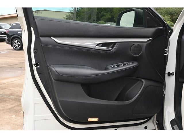 2023 INFINITI QX55 LUXE
