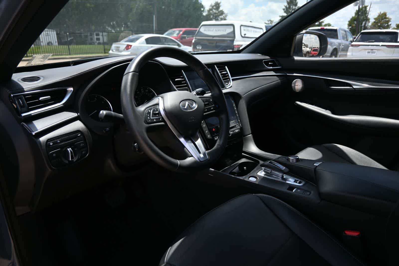2025 INFINITI QX55 ESSENTIAL