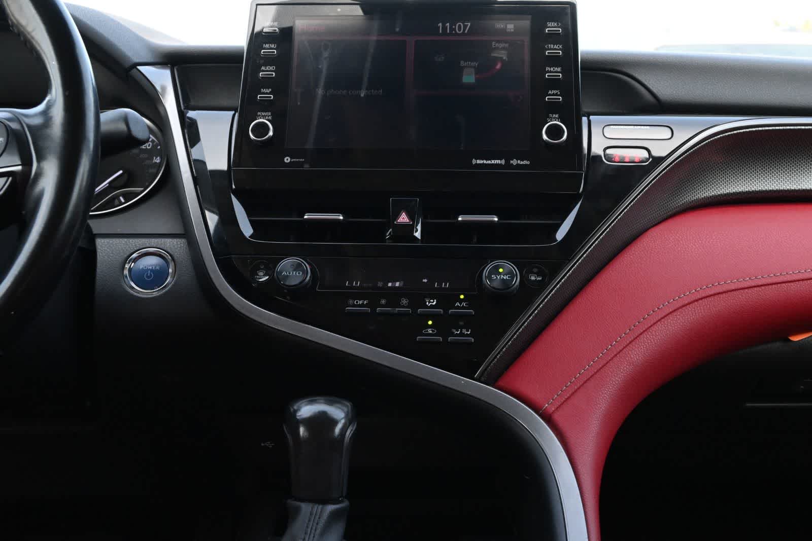 2021 Toyota Camry Hybrid XSE