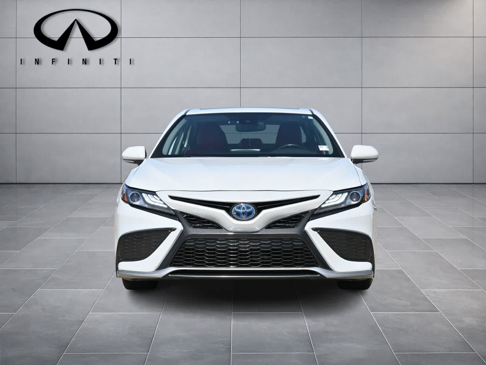 2021 Toyota Camry Hybrid XSE