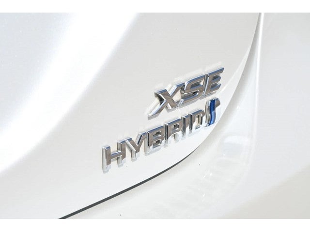 2021 Toyota Camry Hybrid XSE