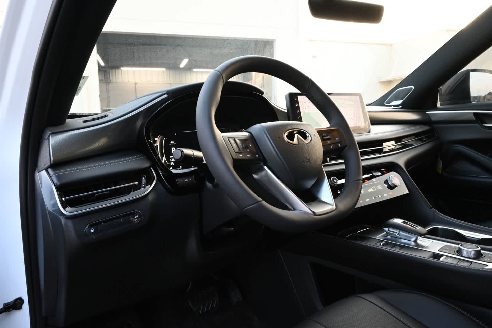 2027 INFINITI QX65 LUXE