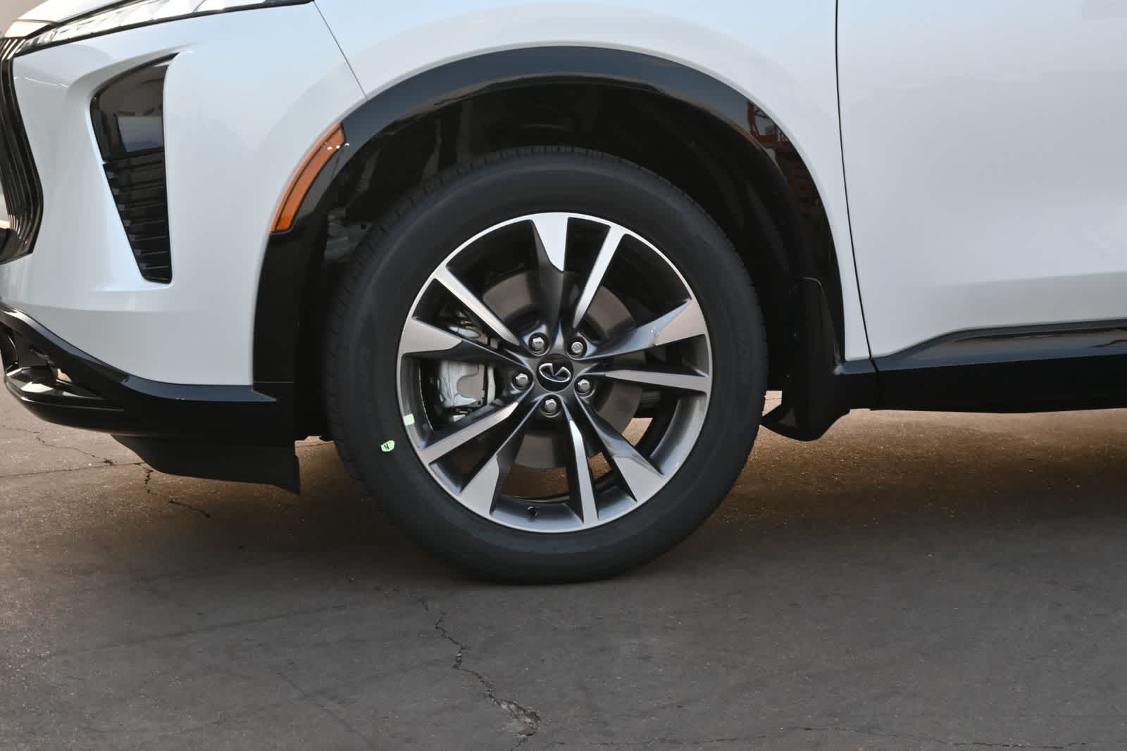 2027 INFINITI QX65 LUXE