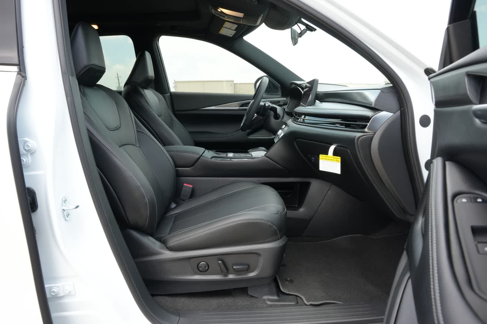 2027 INFINITI QX65 LUXE