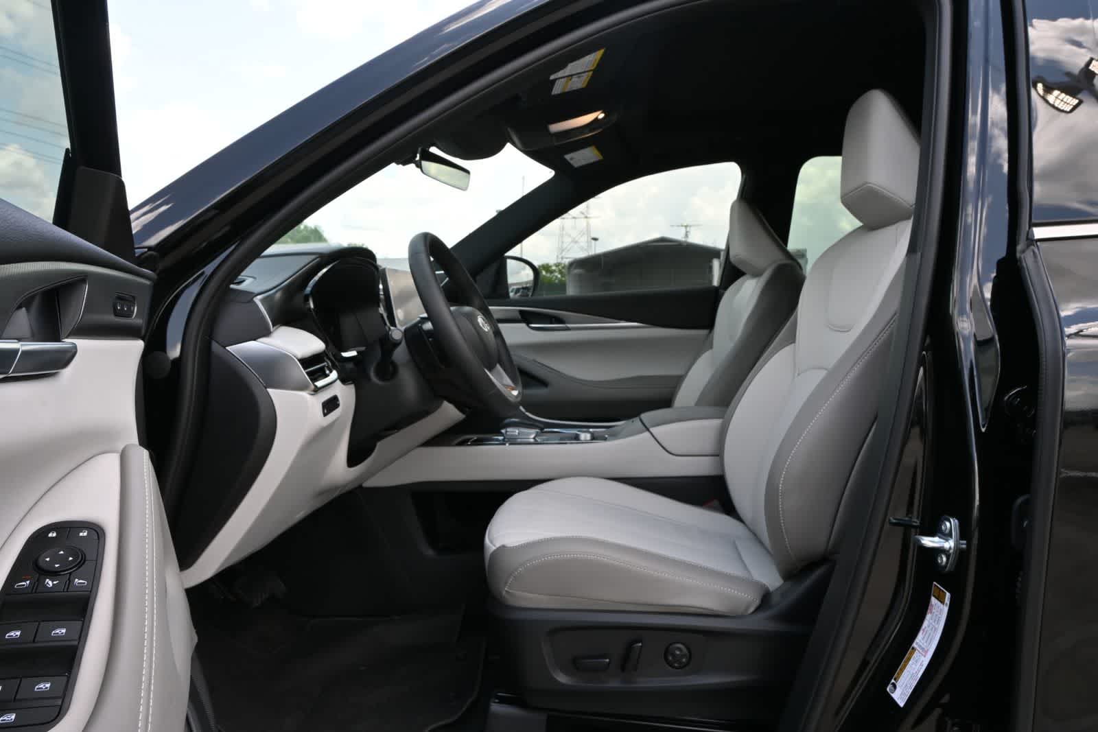2027 INFINITI QX65 LUXE