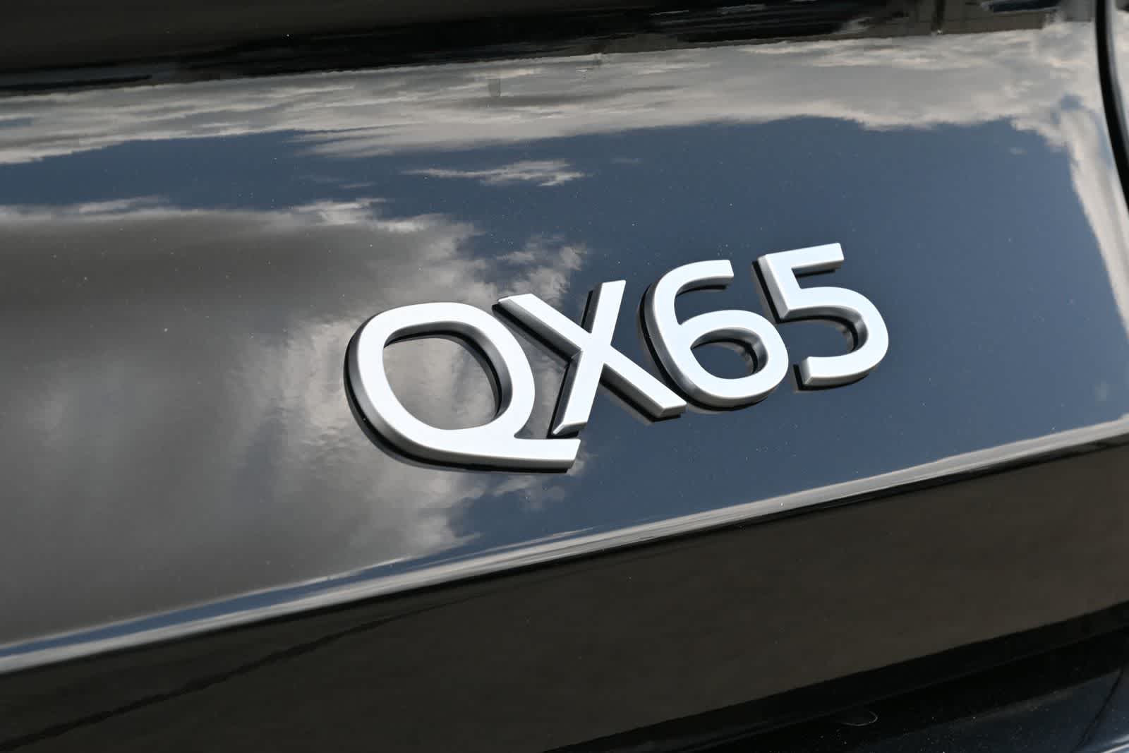 2027 INFINITI QX65 LUXE