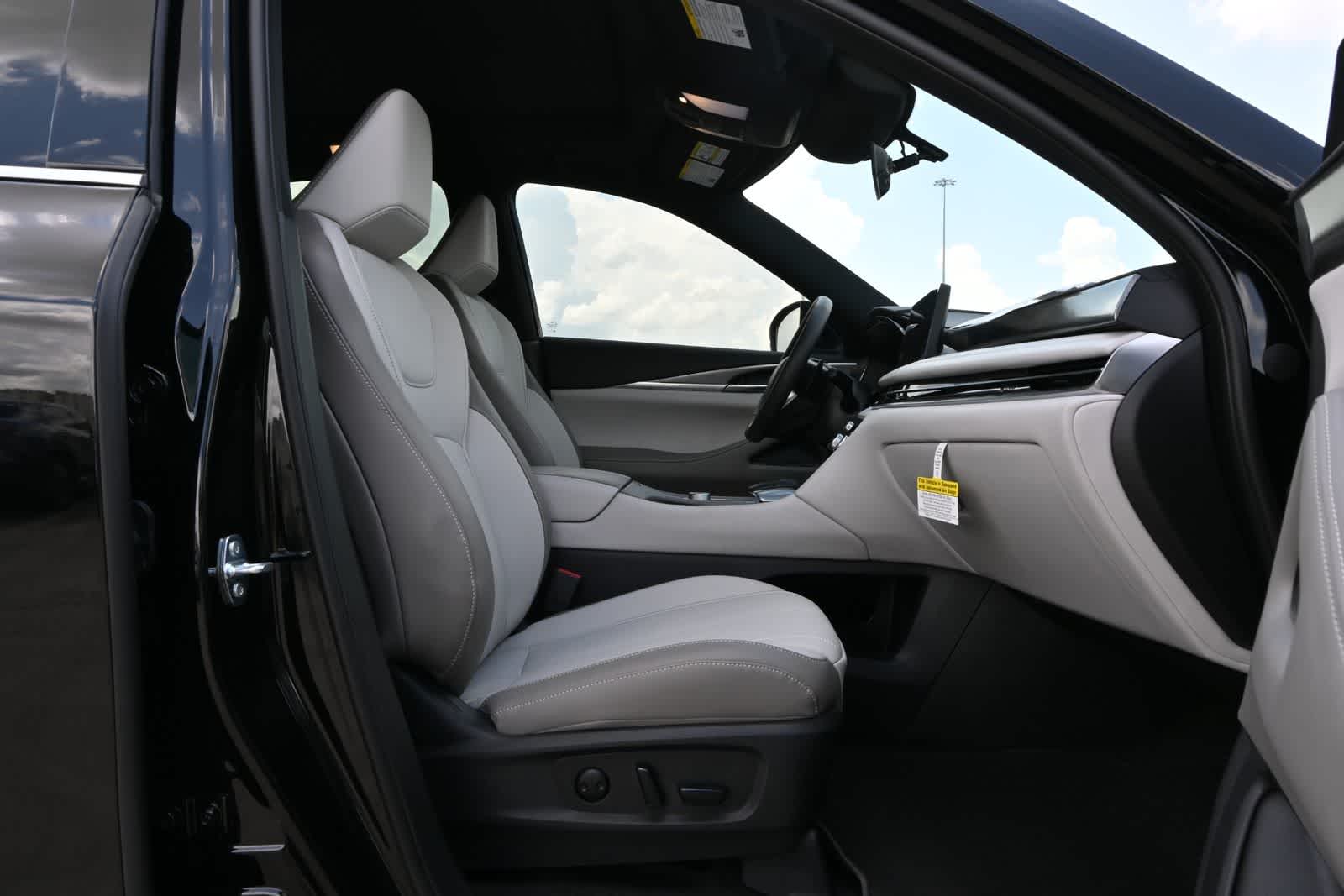 2027 INFINITI QX65 LUXE