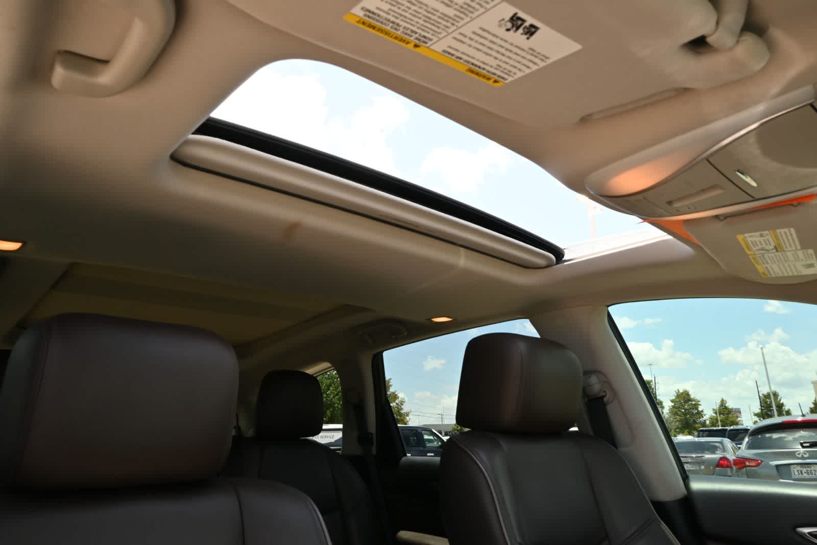 2015 INFINITI QX60 FWD 4dr
