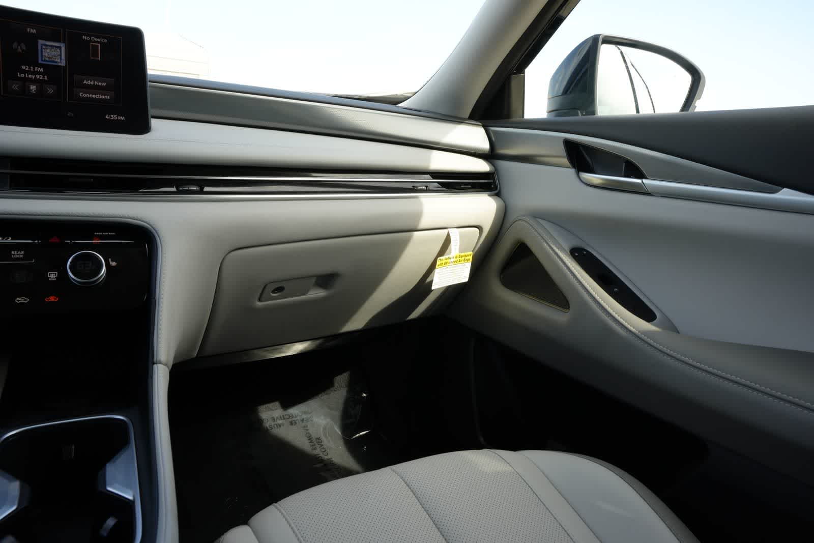 2027 INFINITI QX60 PURE