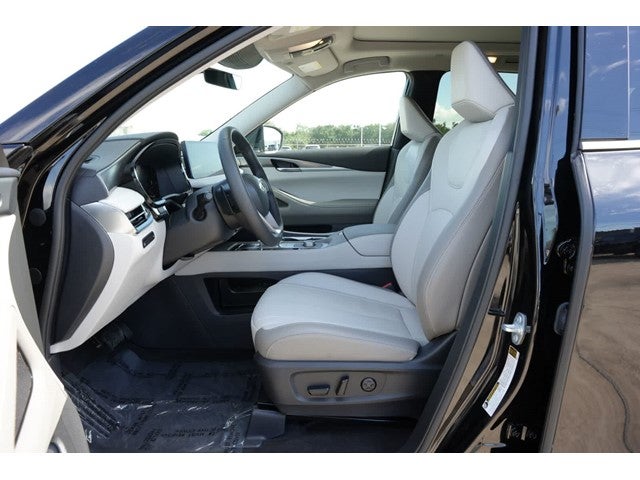 2027 INFINITI QX60 PURE