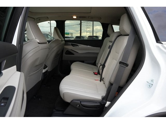 2027 INFINITI QX60 PURE