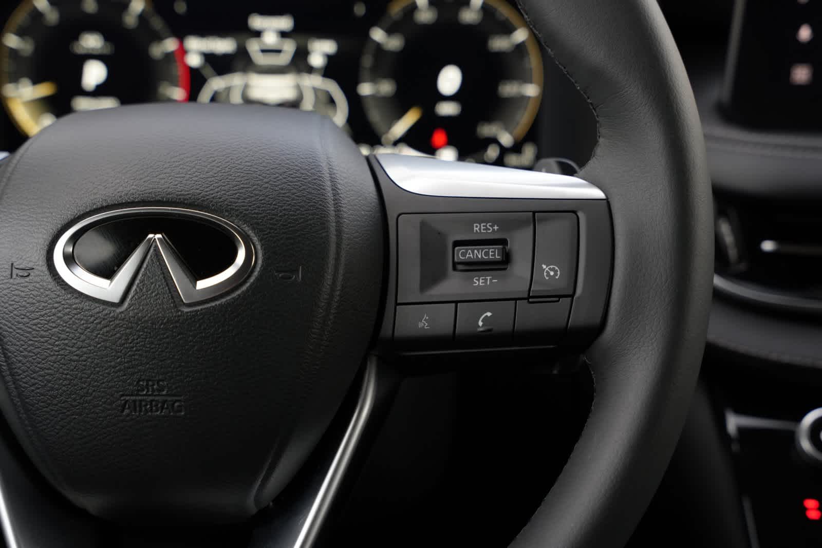 2027 INFINITI QX60 PURE
