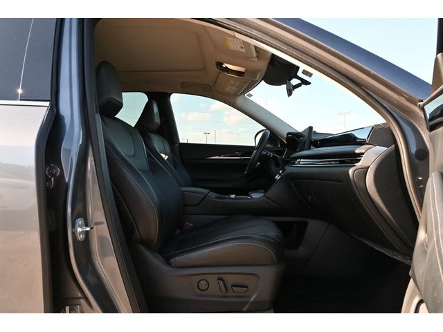 2025 INFINITI QX60 PURE