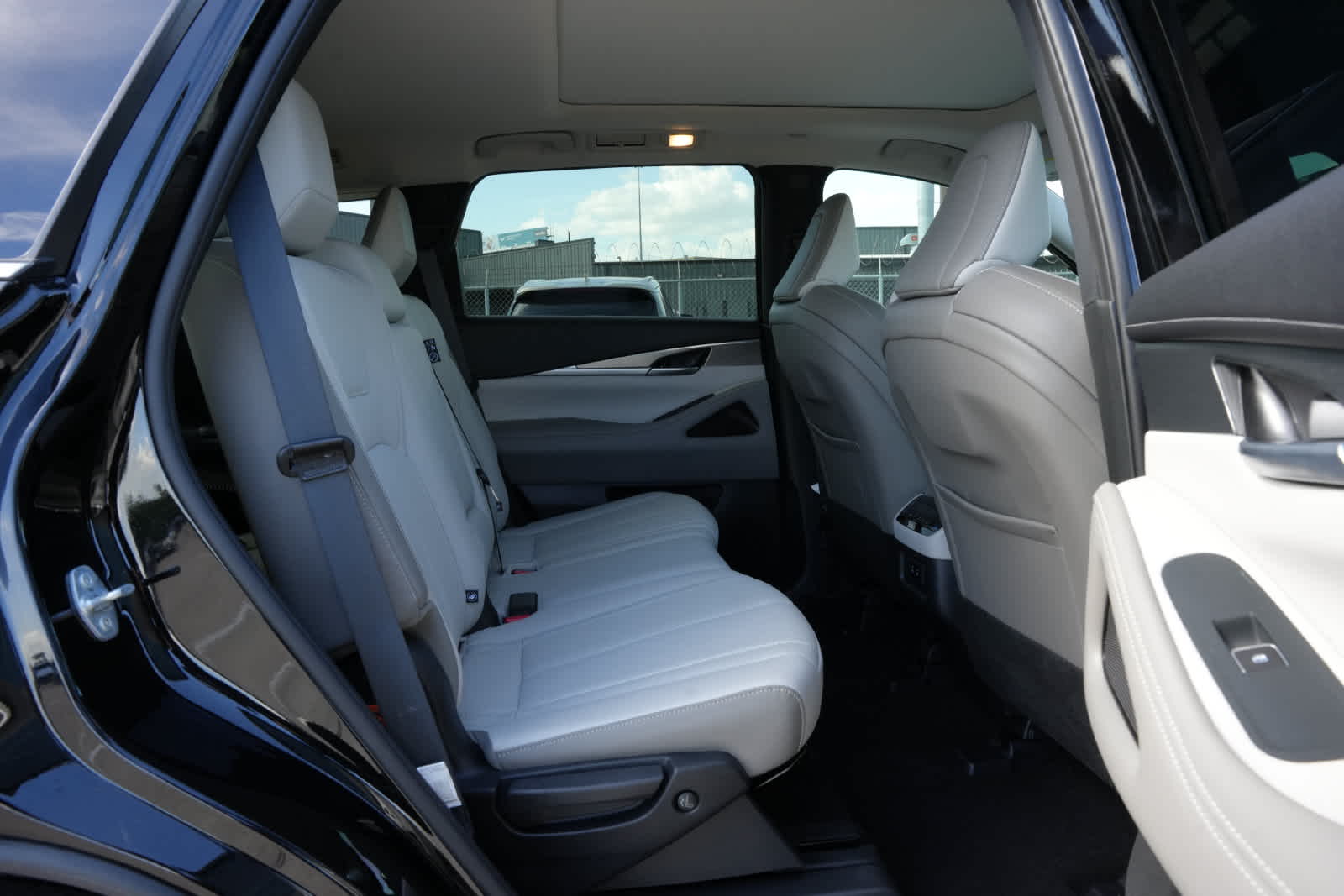 2026 INFINITI QX60 PURE