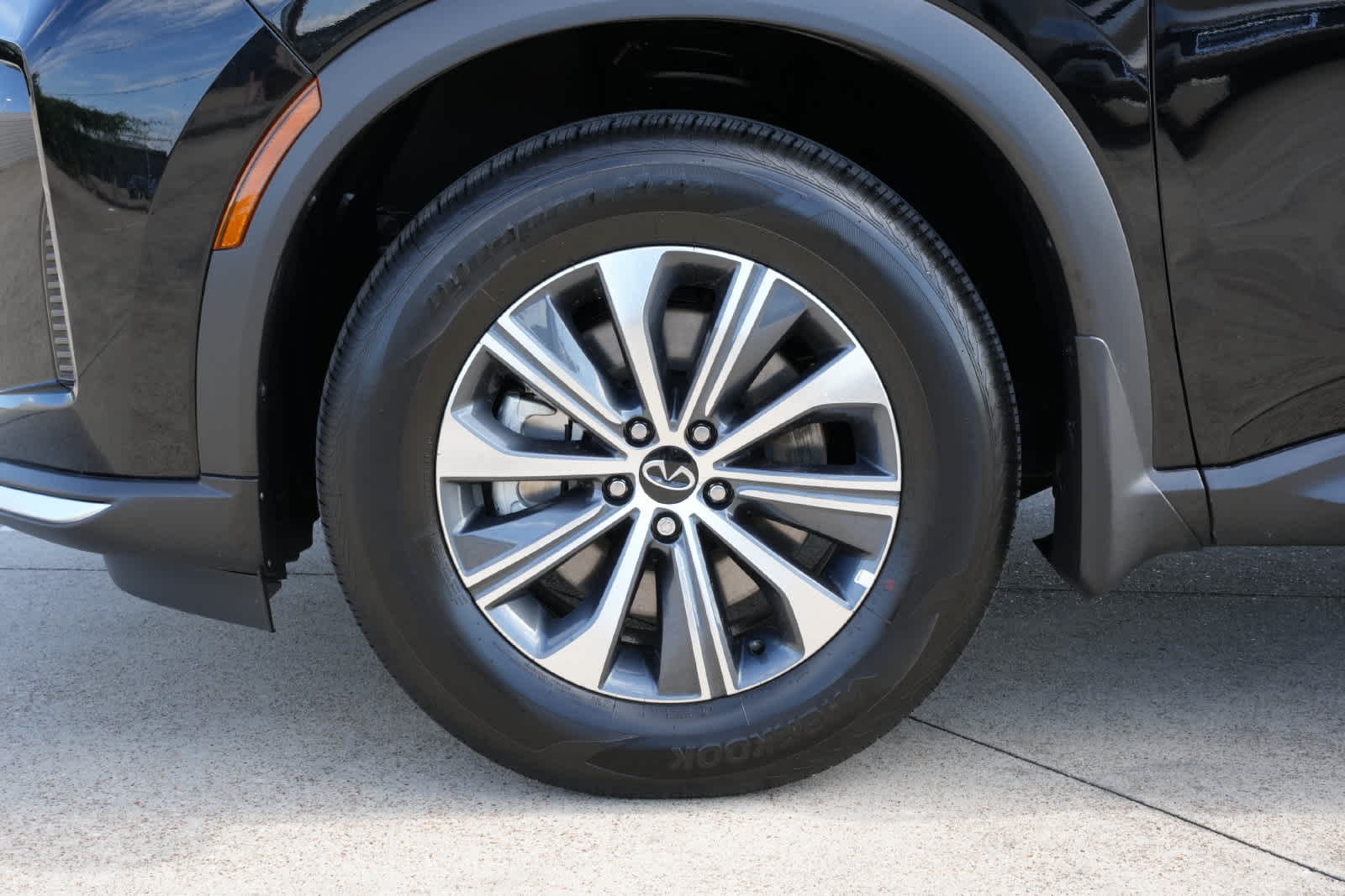 2026 INFINITI QX60 PURE