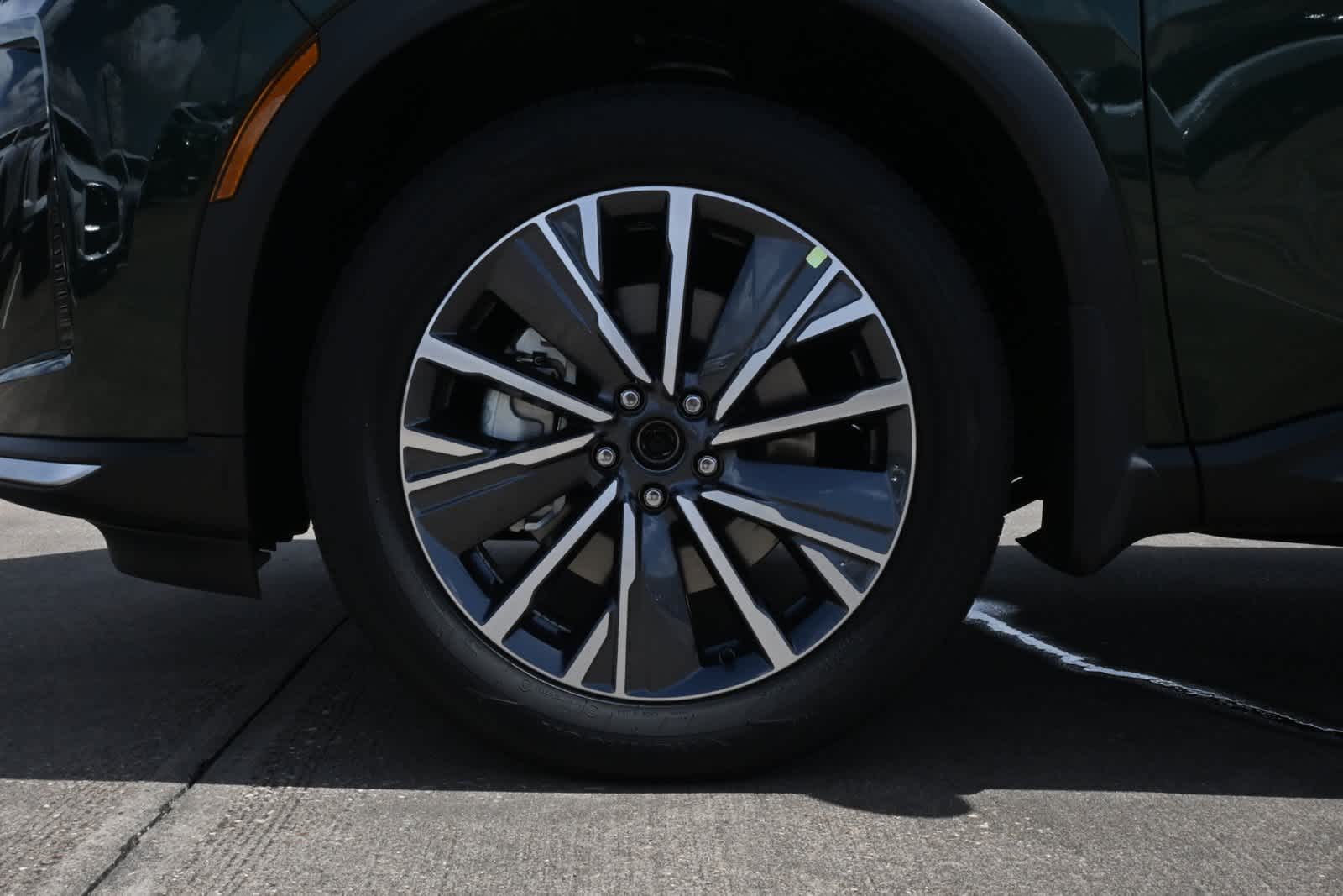 2027 INFINITI QX60 LUXE