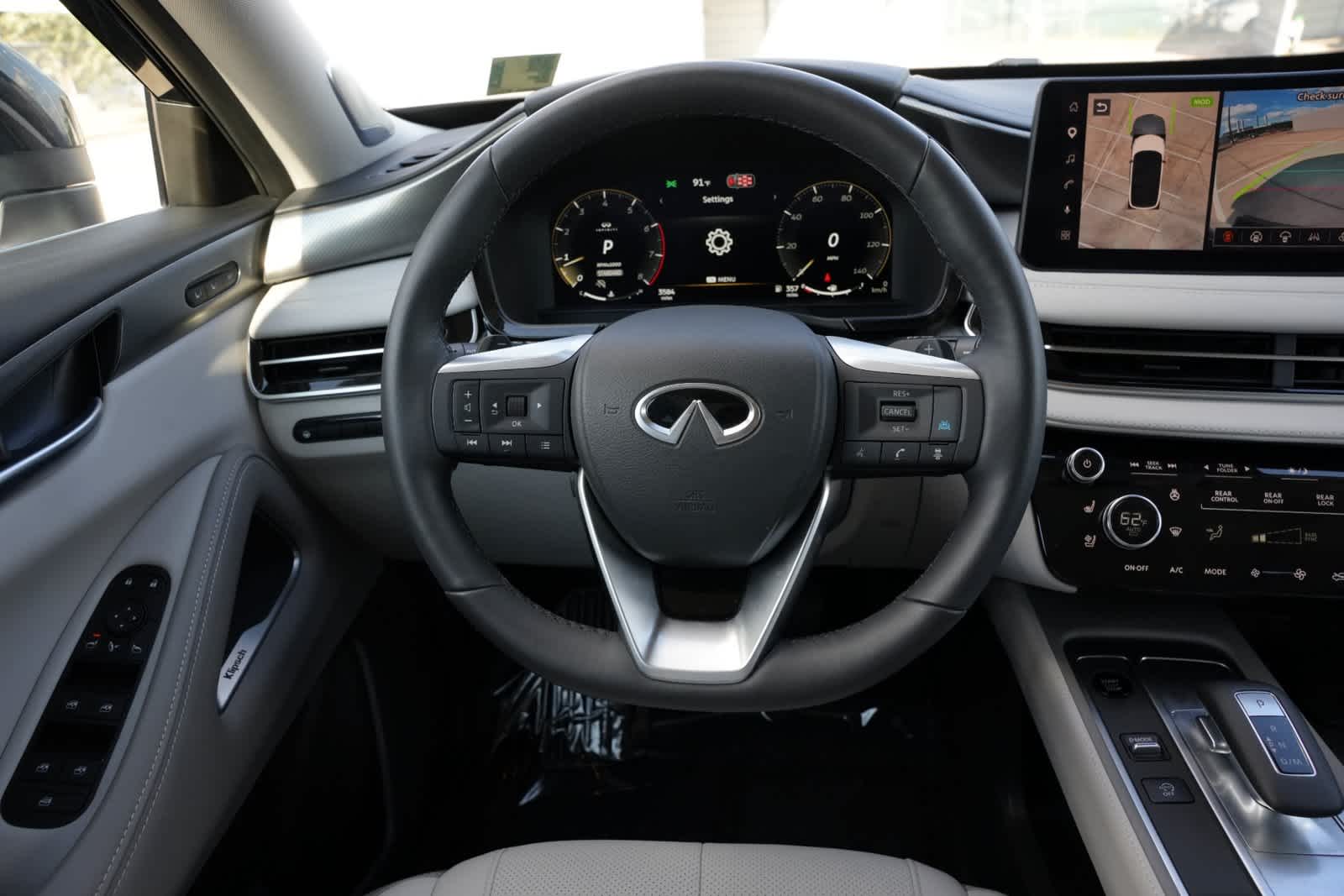 2027 INFINITI QX60 LUXE
