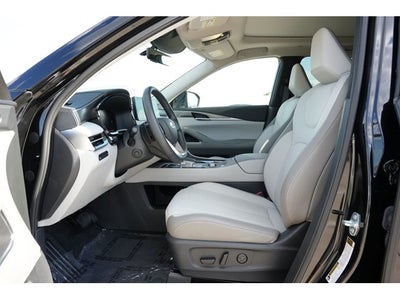 2027 INFINITI QX60 LUXE