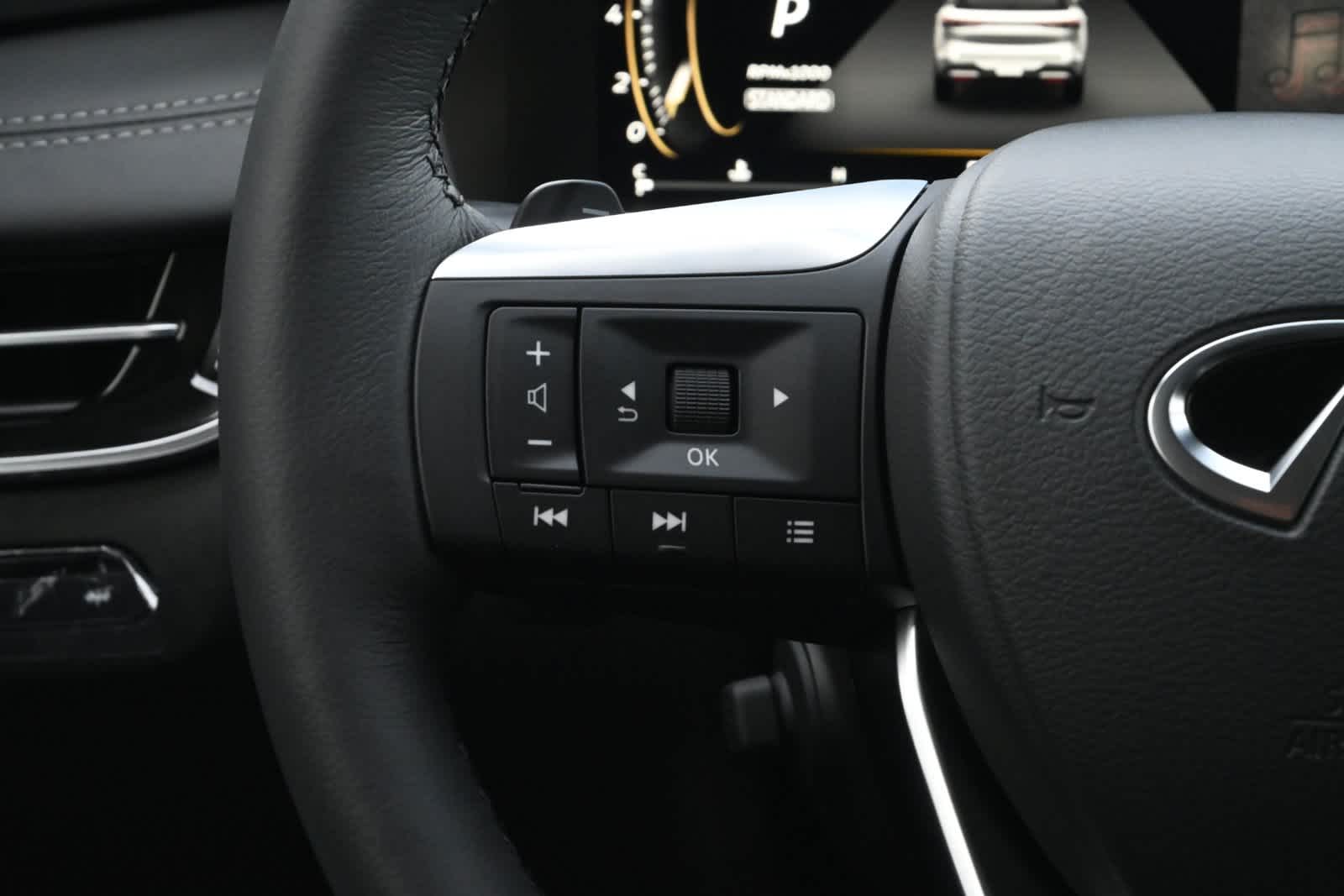 2027 INFINITI QX60 LUXE