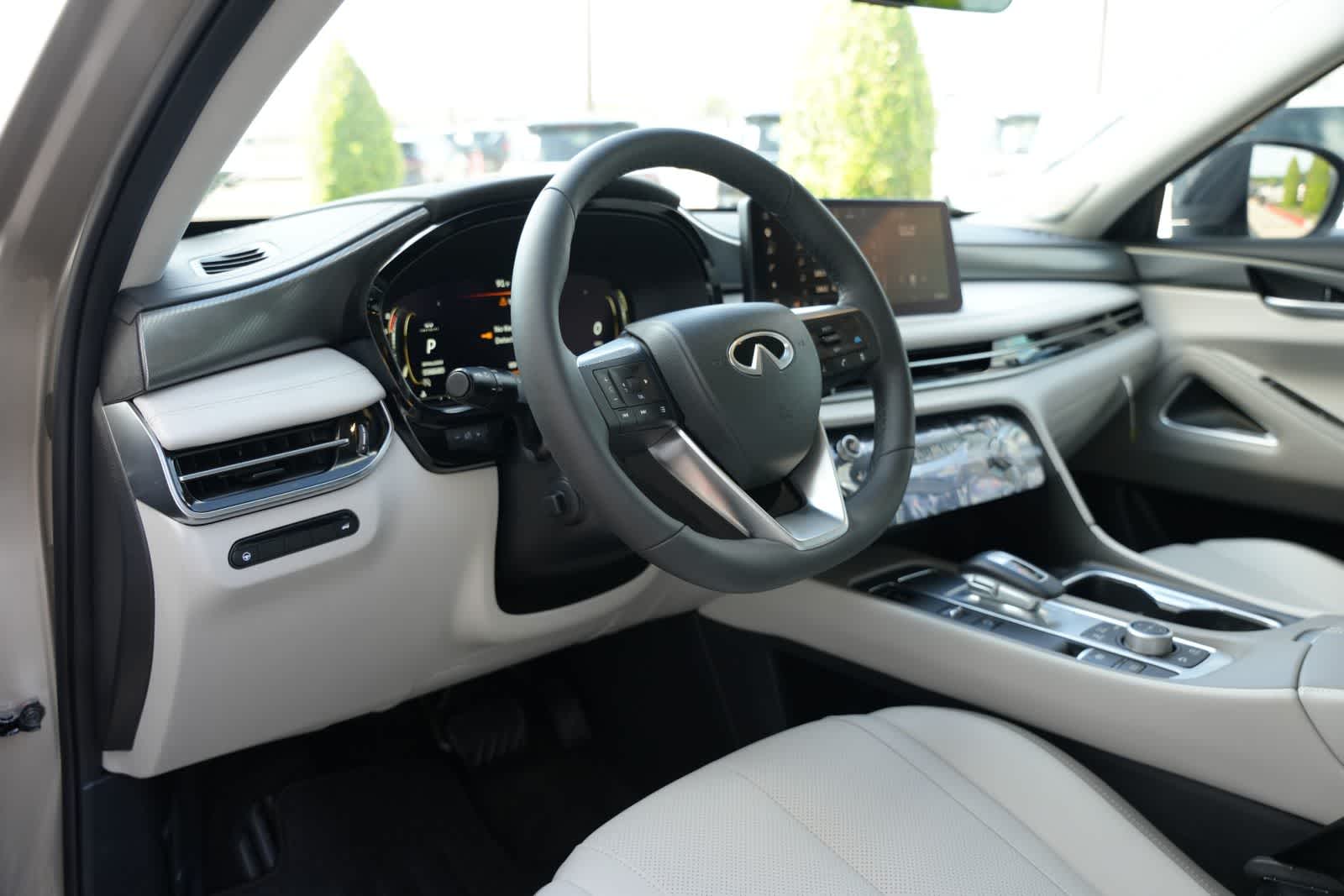 2027 INFINITI QX60 LUXE