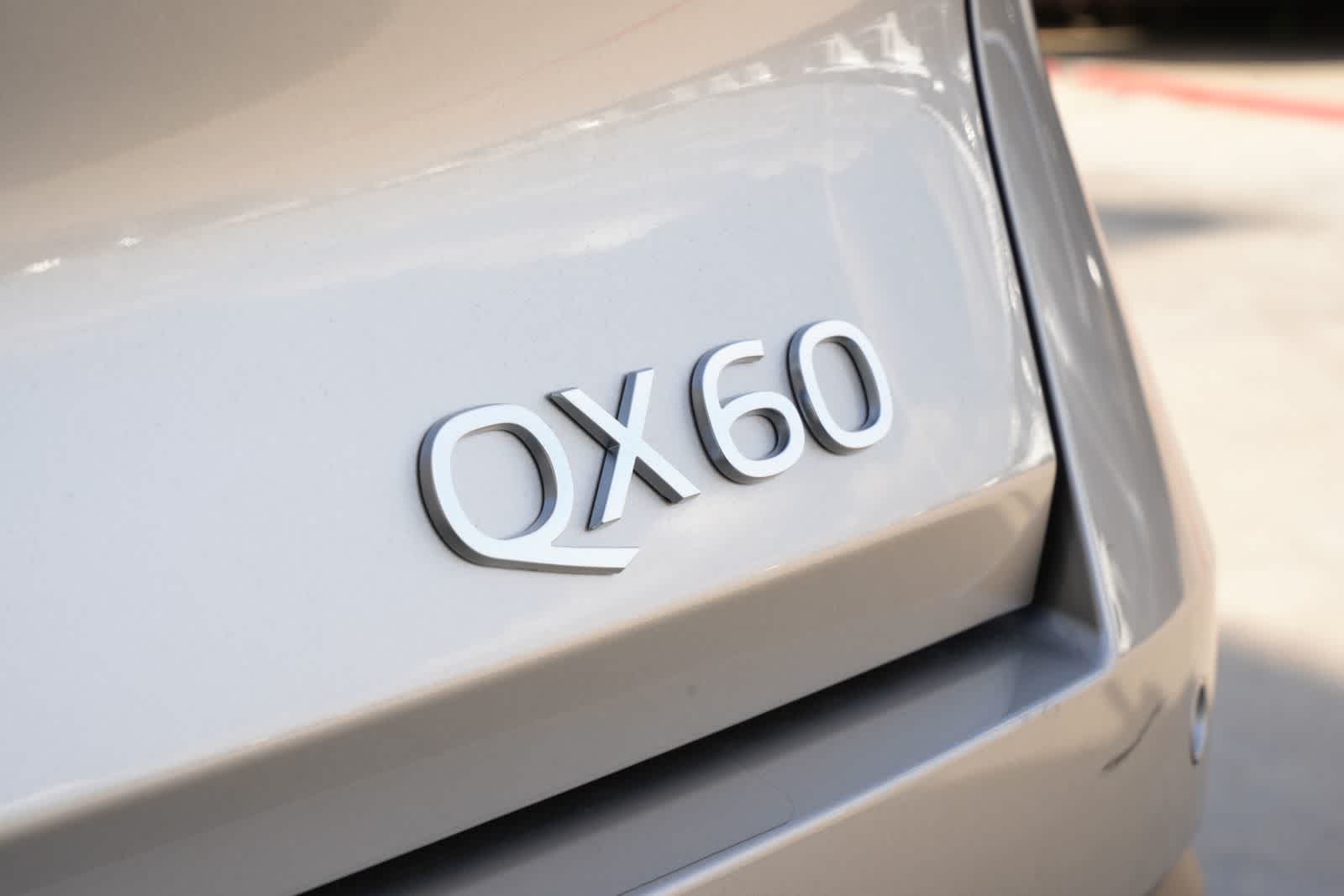 2027 INFINITI QX60 LUXE