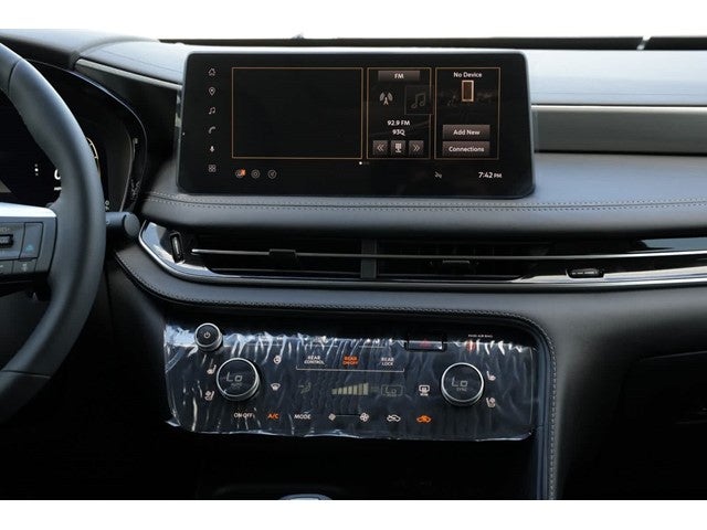 2027 INFINITI QX60 LUXE