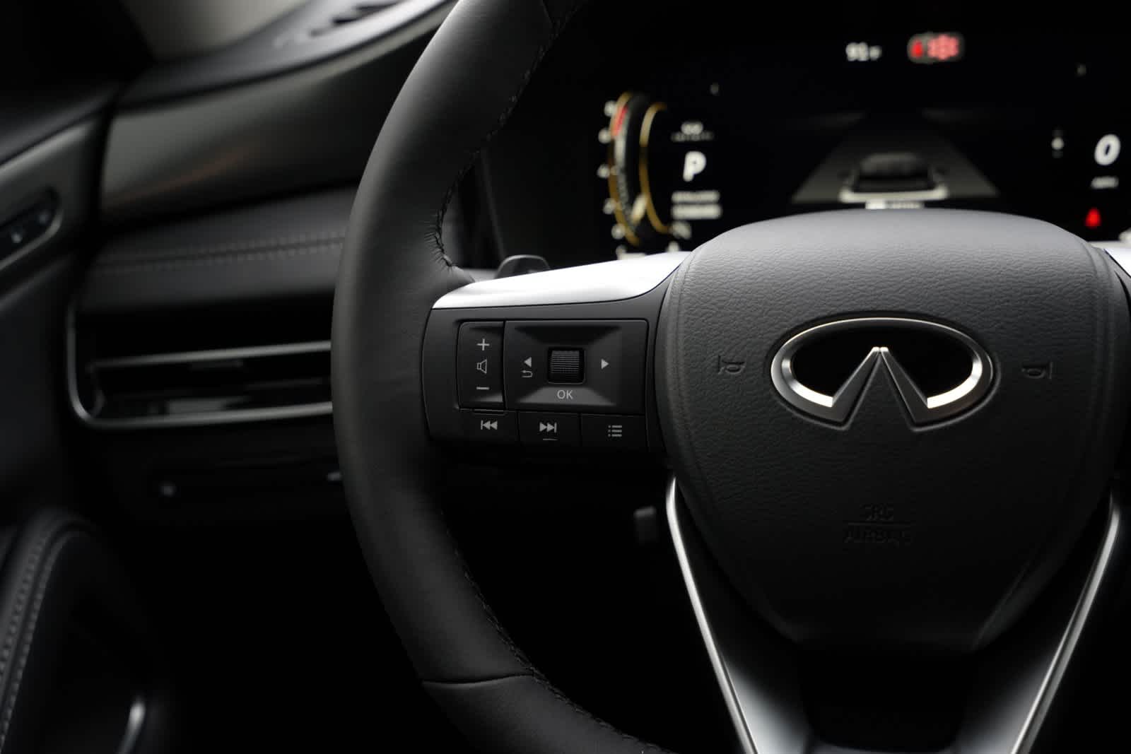 2027 INFINITI QX60 LUXE