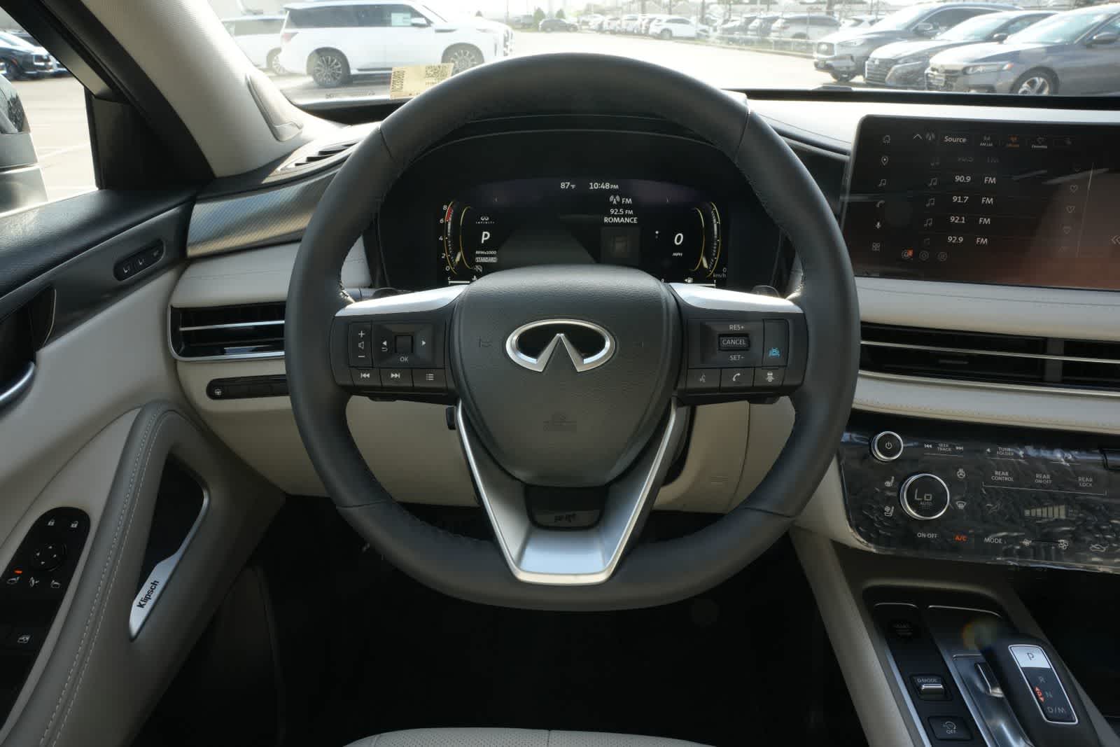 2027 INFINITI QX60 LUXE