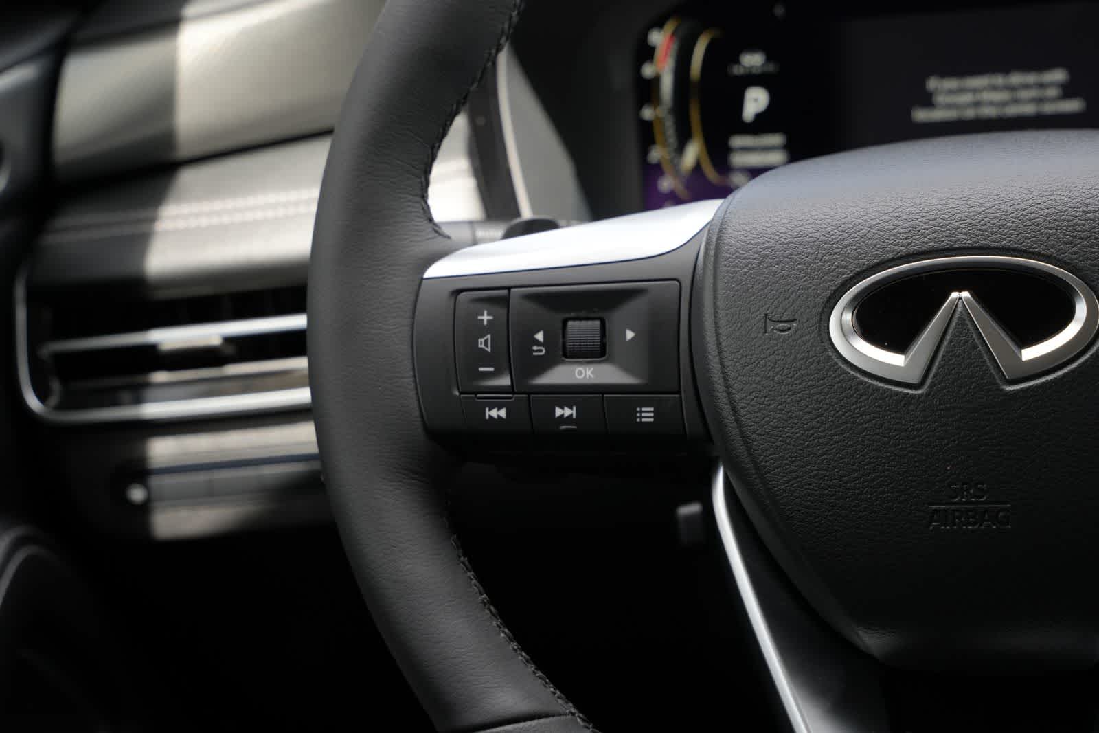 2027 INFINITI QX60 LUXE