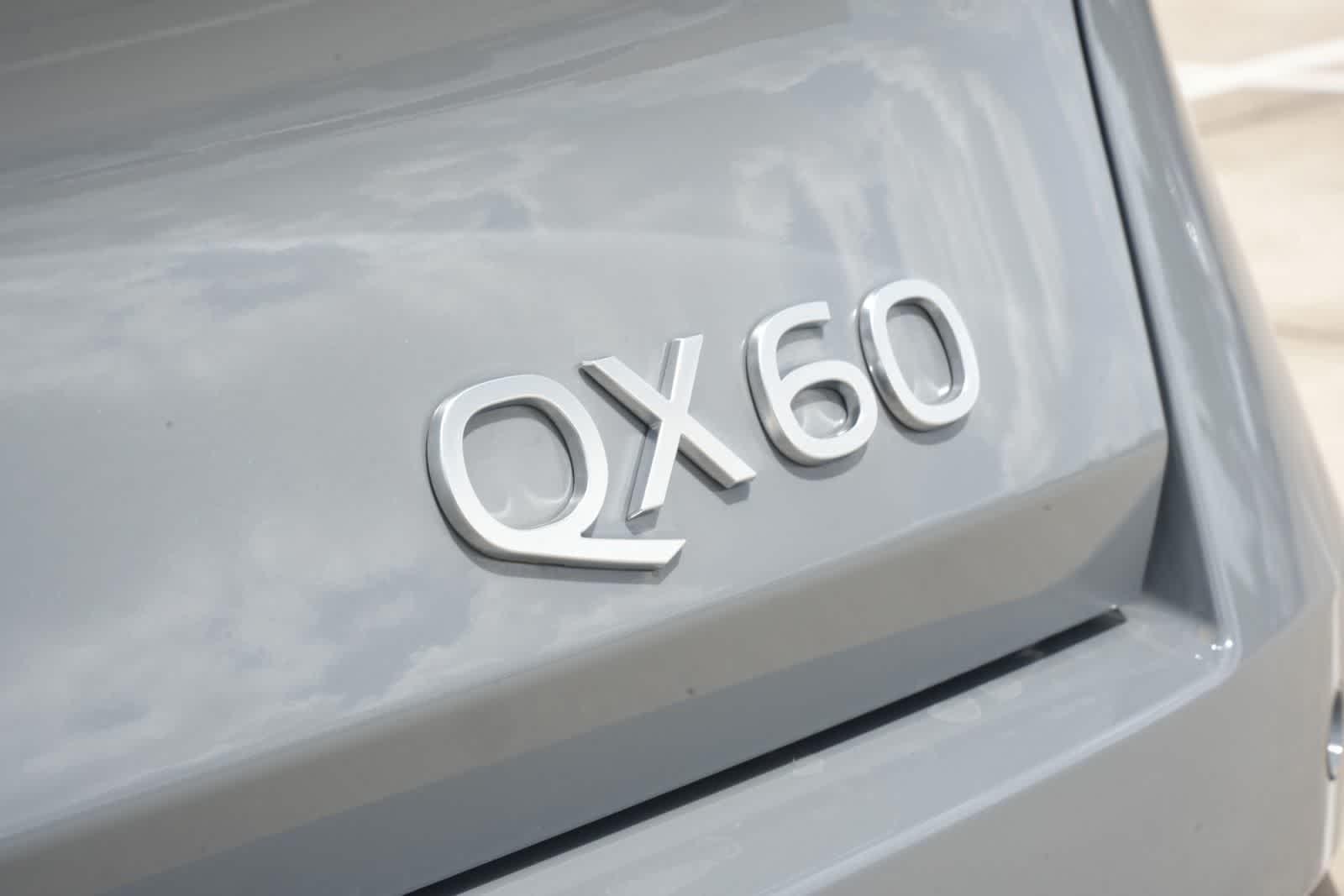 2027 INFINITI QX60 LUXE