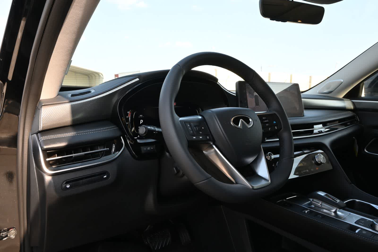 2027 INFINITI QX60 LUXE