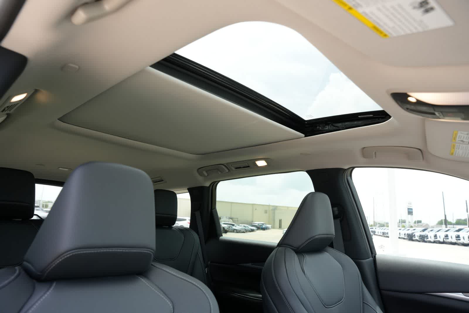 2027 INFINITI QX60 LUXE