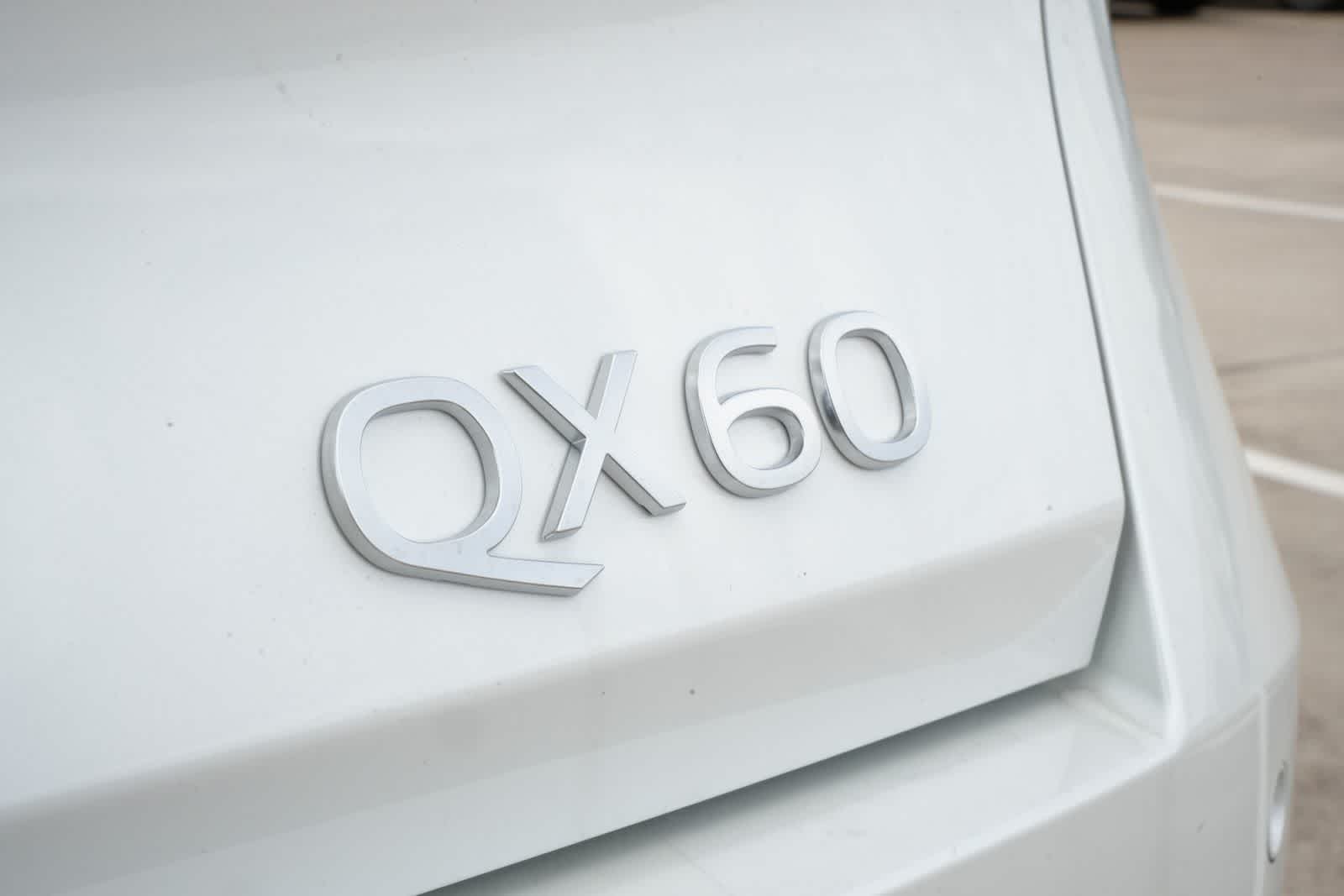 2027 INFINITI QX60 LUXE