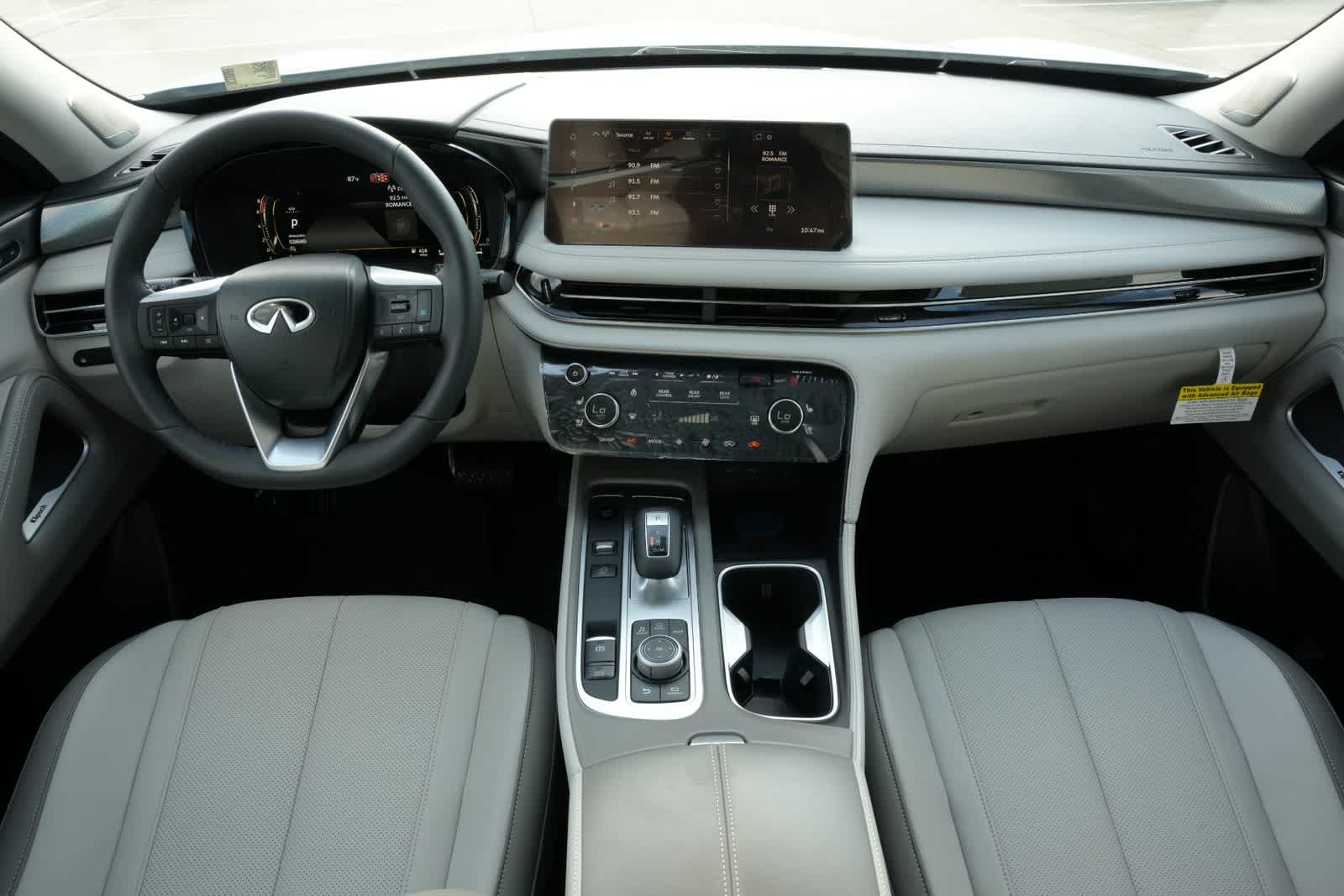 2027 INFINITI QX60 LUXE