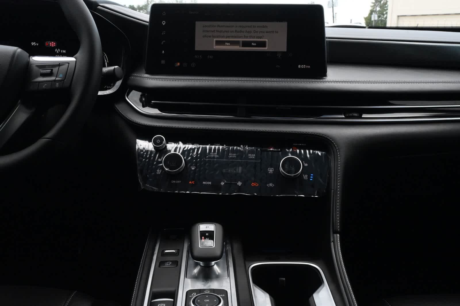 2027 INFINITI QX60 LUXE