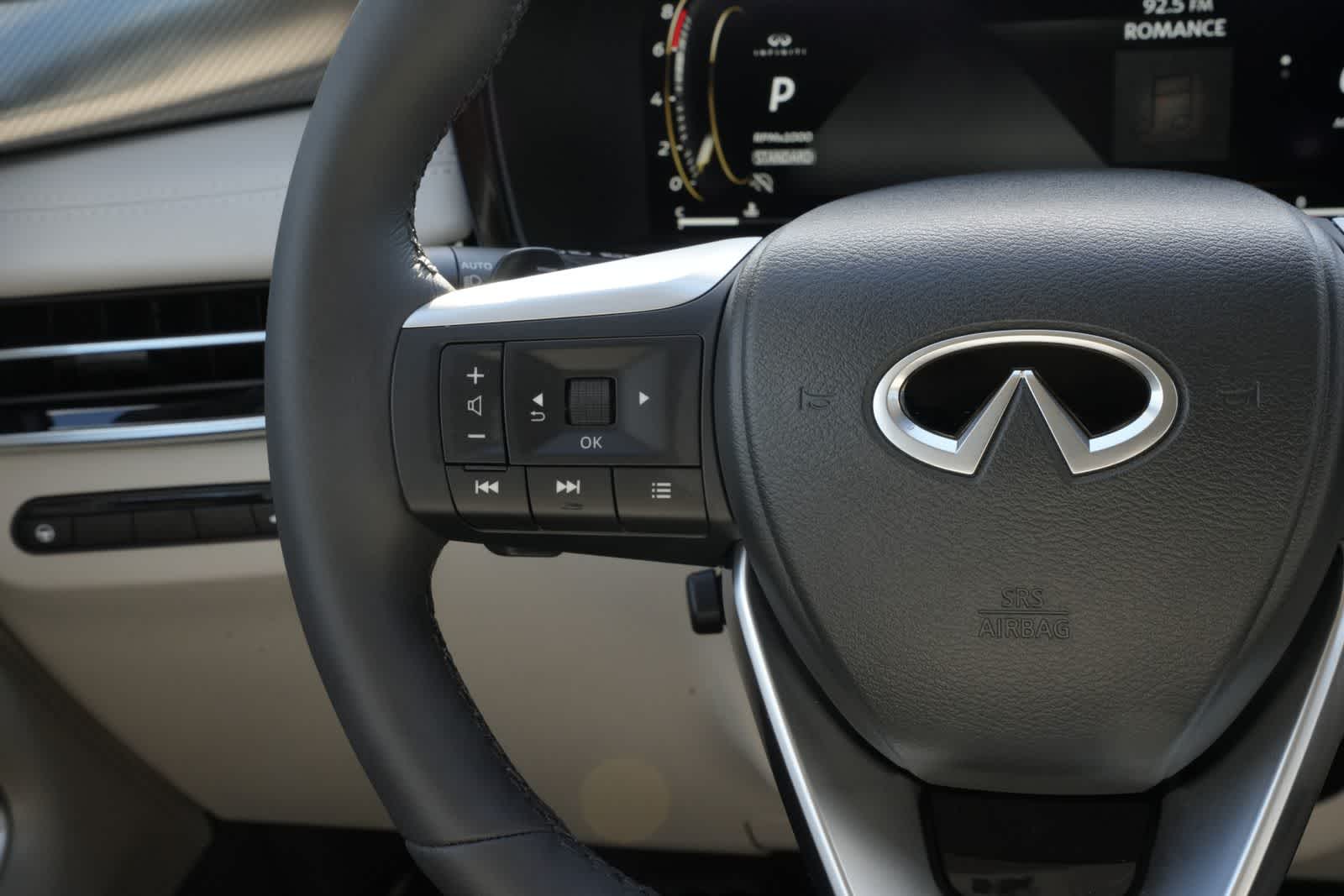 2027 INFINITI QX60 LUXE