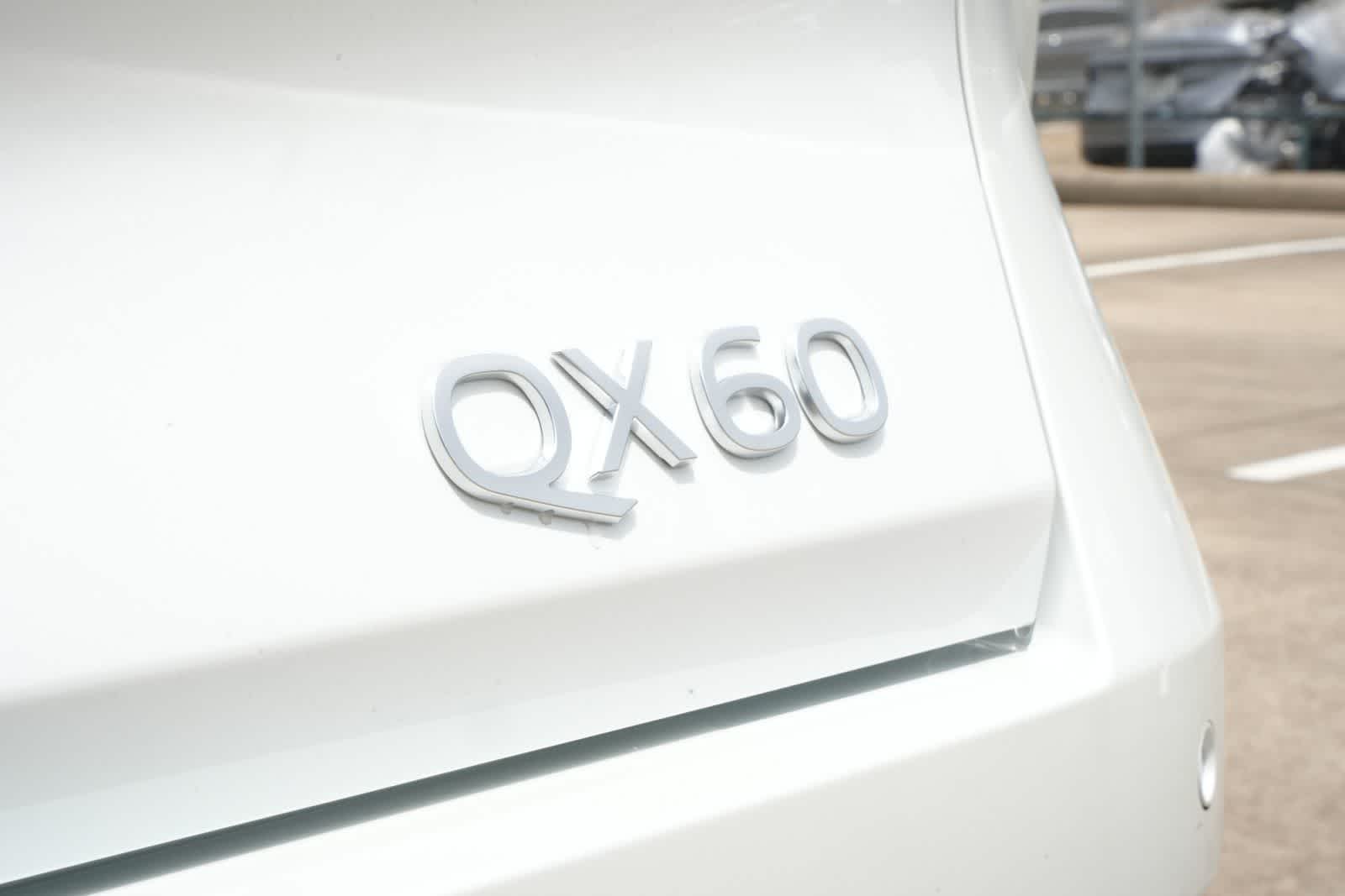 2027 INFINITI QX60 LUXE
