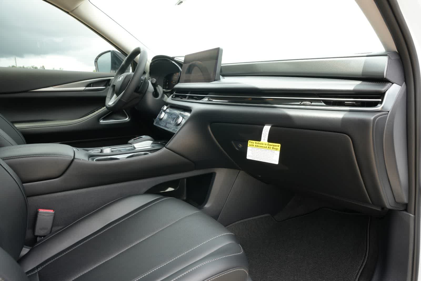 2027 INFINITI QX60 LUXE