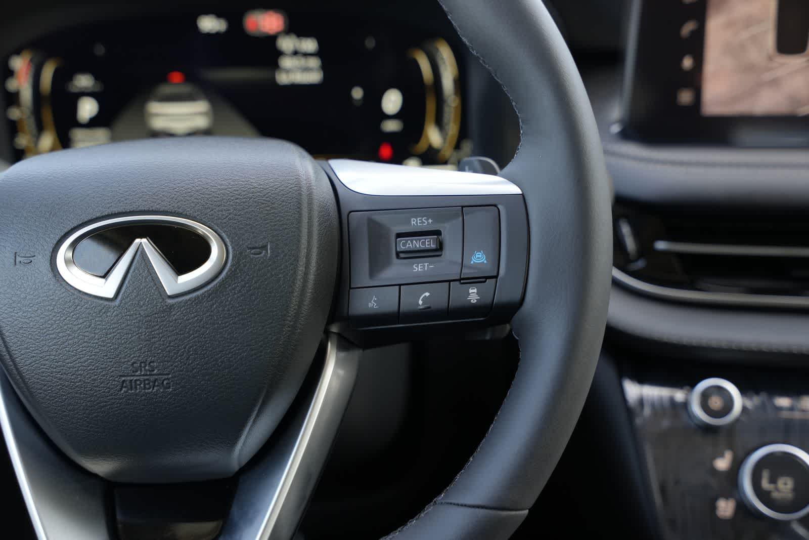 2027 INFINITI QX60 LUXE