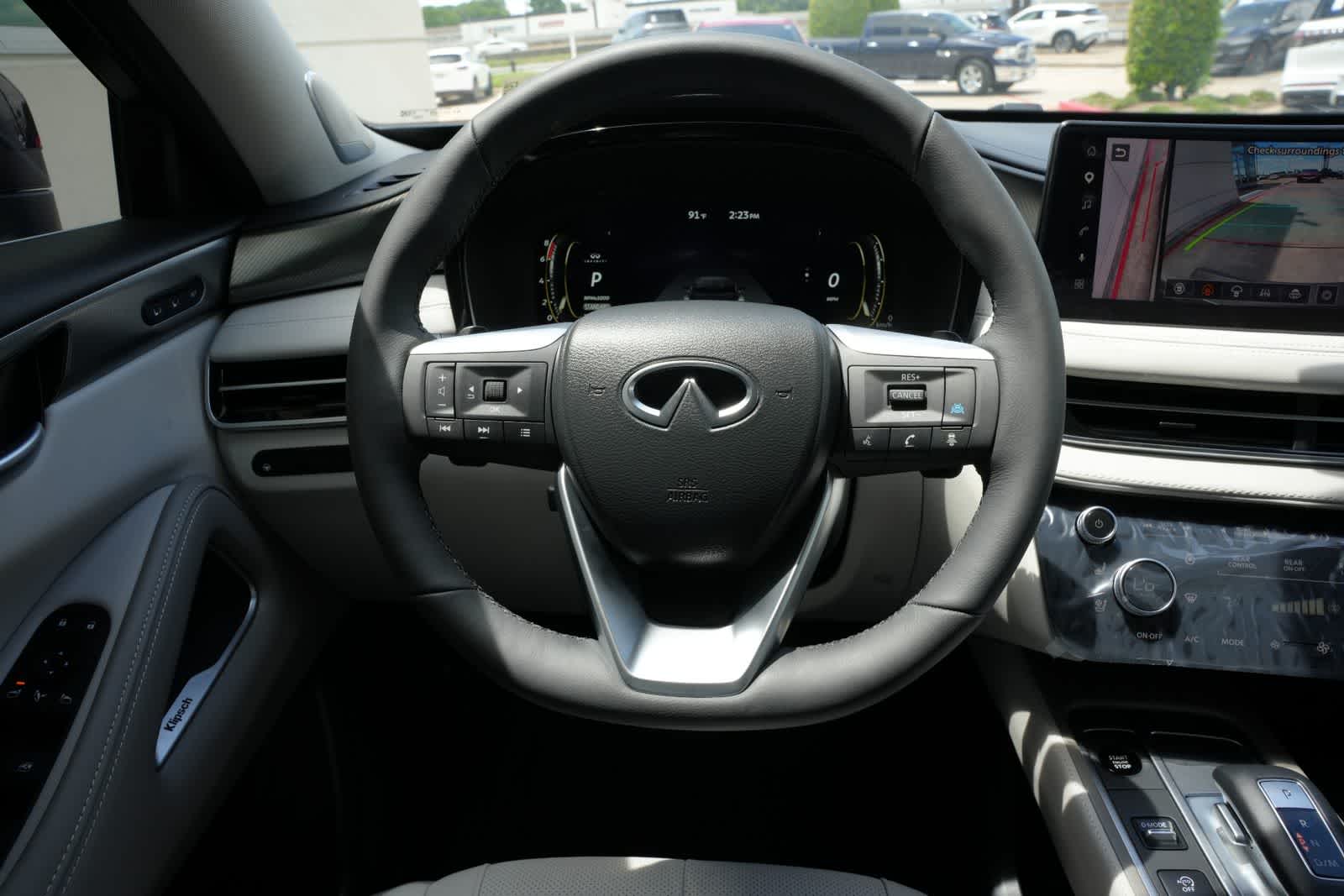 2027 INFINITI QX60 LUXE