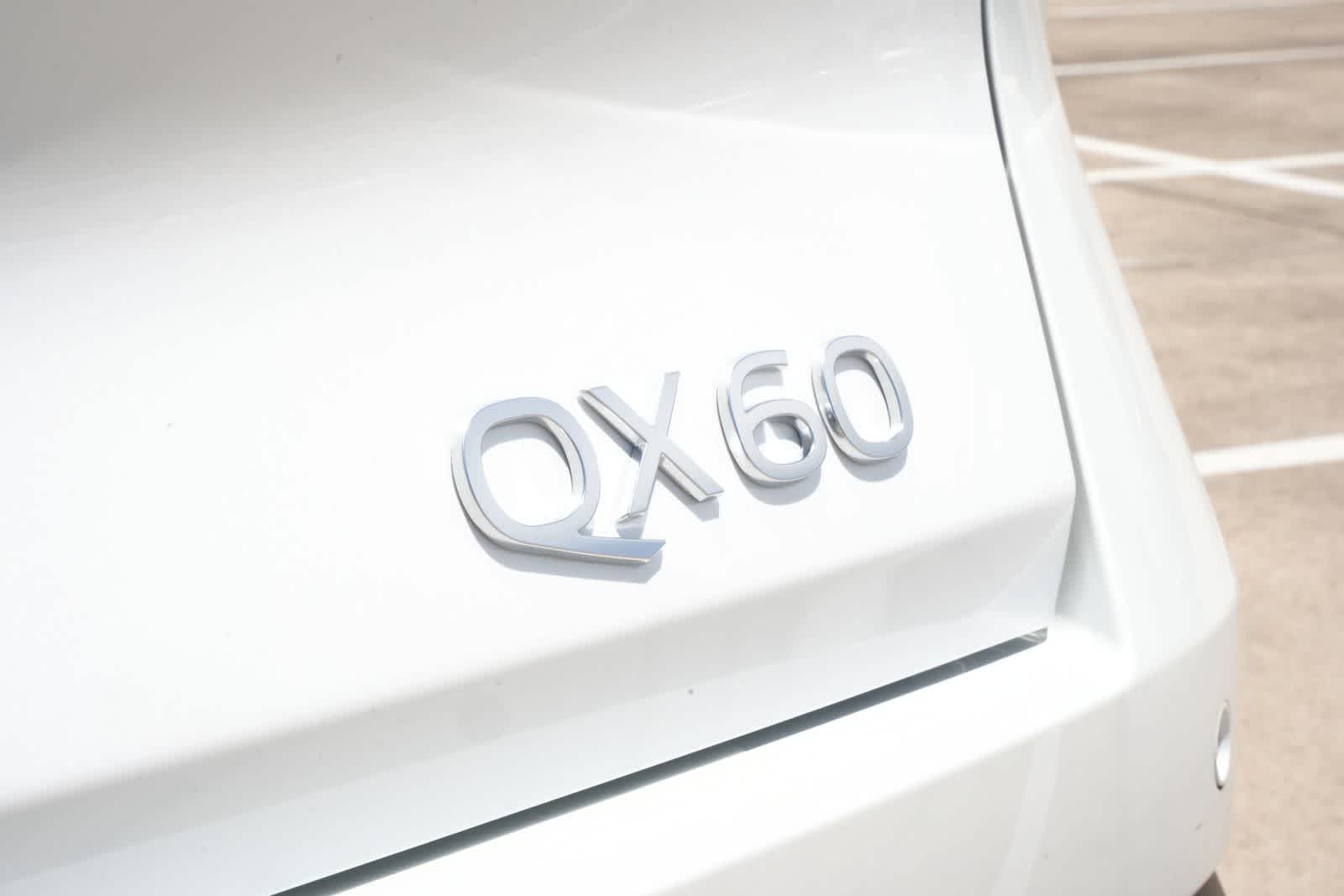 2027 INFINITI QX60 LUXE