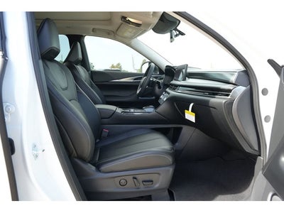2027 INFINITI QX60 LUXE