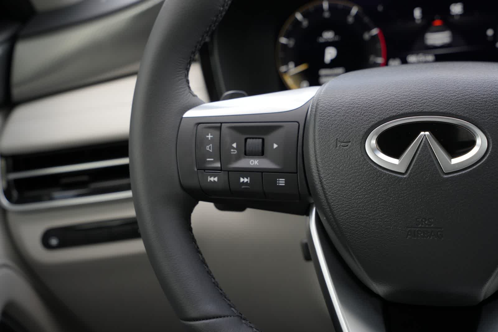 2027 INFINITI QX60 LUXE