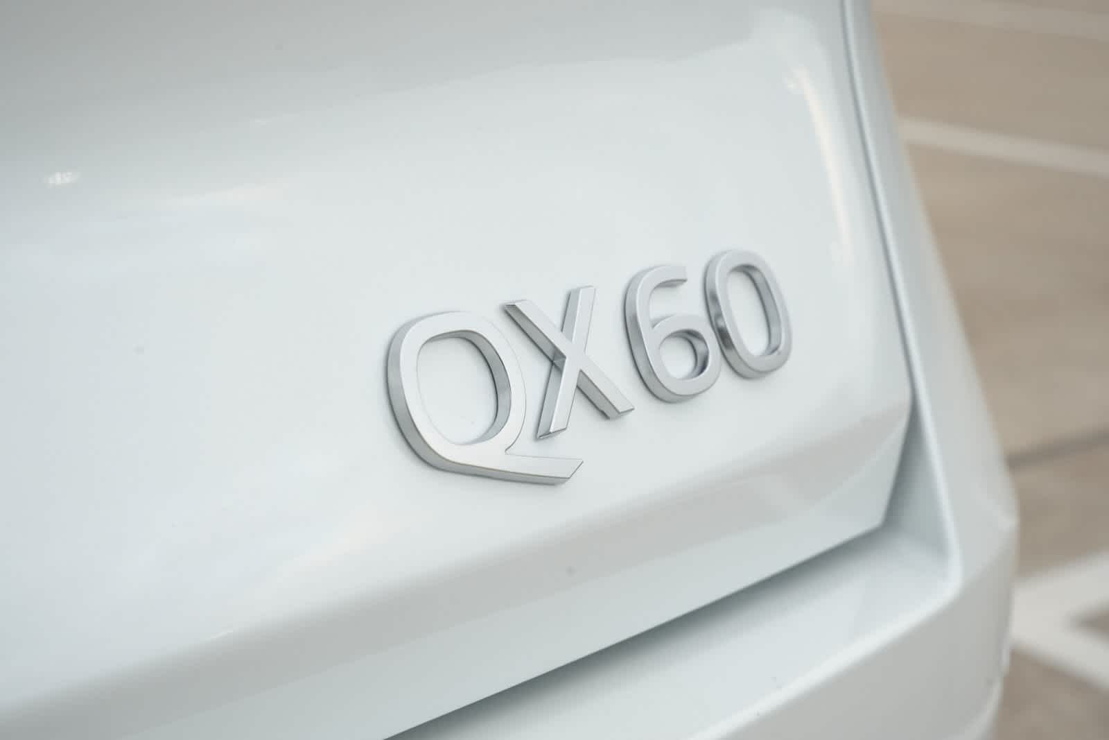 2027 INFINITI QX60 LUXE