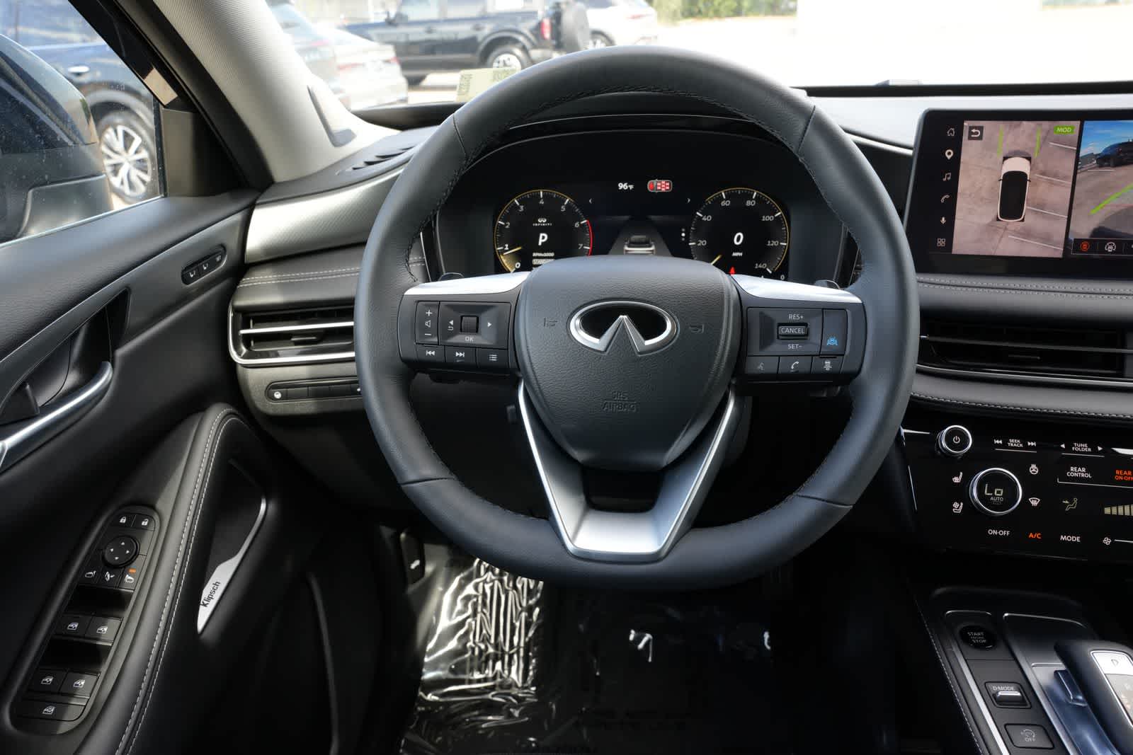 2027 INFINITI QX60 LUXE