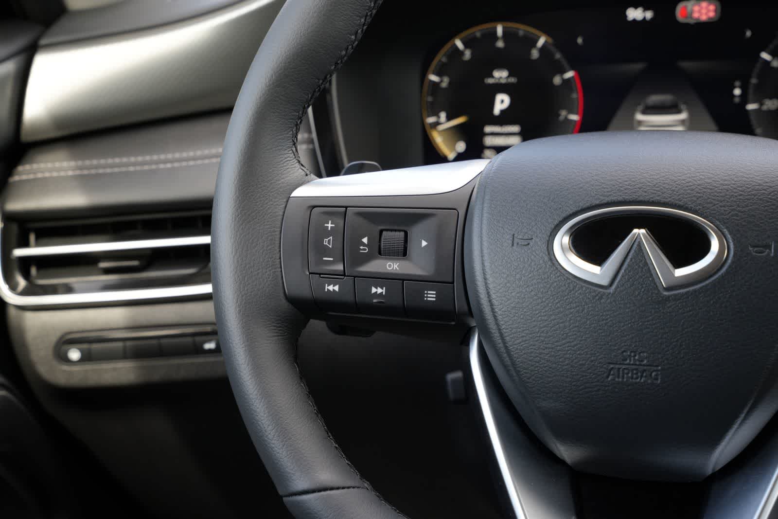 2027 INFINITI QX60 LUXE