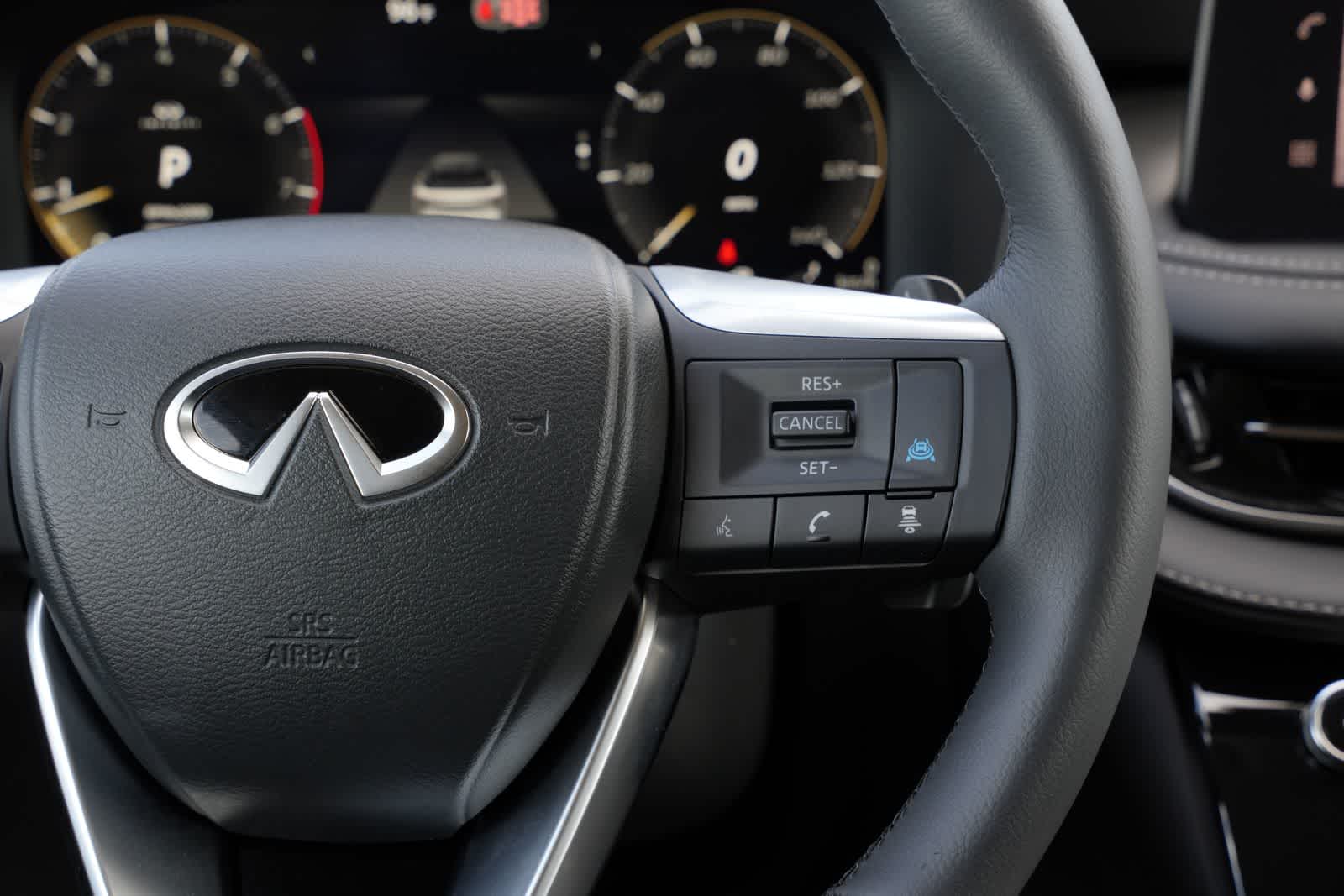 2027 INFINITI QX60 LUXE