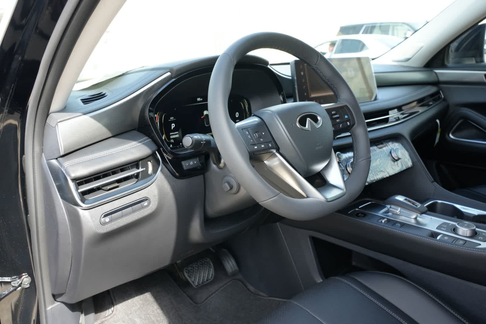 2027 INFINITI QX60 LUXE